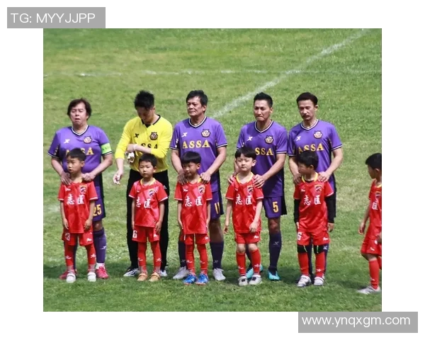 山西香港足球明星队携手共创辉煌未来助力青少年足球发展 山西香港足球明星队携手共创辉煌未来助力青少年足球发展