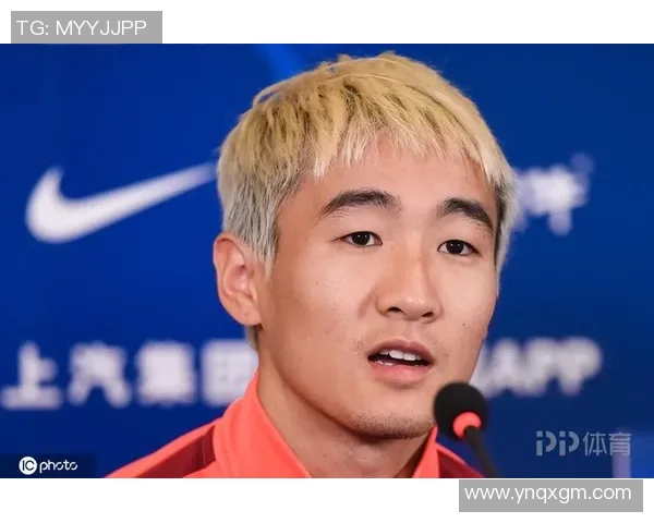 足球明星武士发型大赏展现个性与风格的完美结合 足球明星武士发型大赏展现个性与风格的完美结合