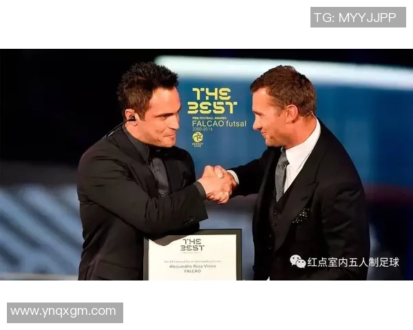 很像莫文蔚的足球明星背后的故事与成就揭秘 很像莫文蔚的足球明星背后的故事与成就揭秘